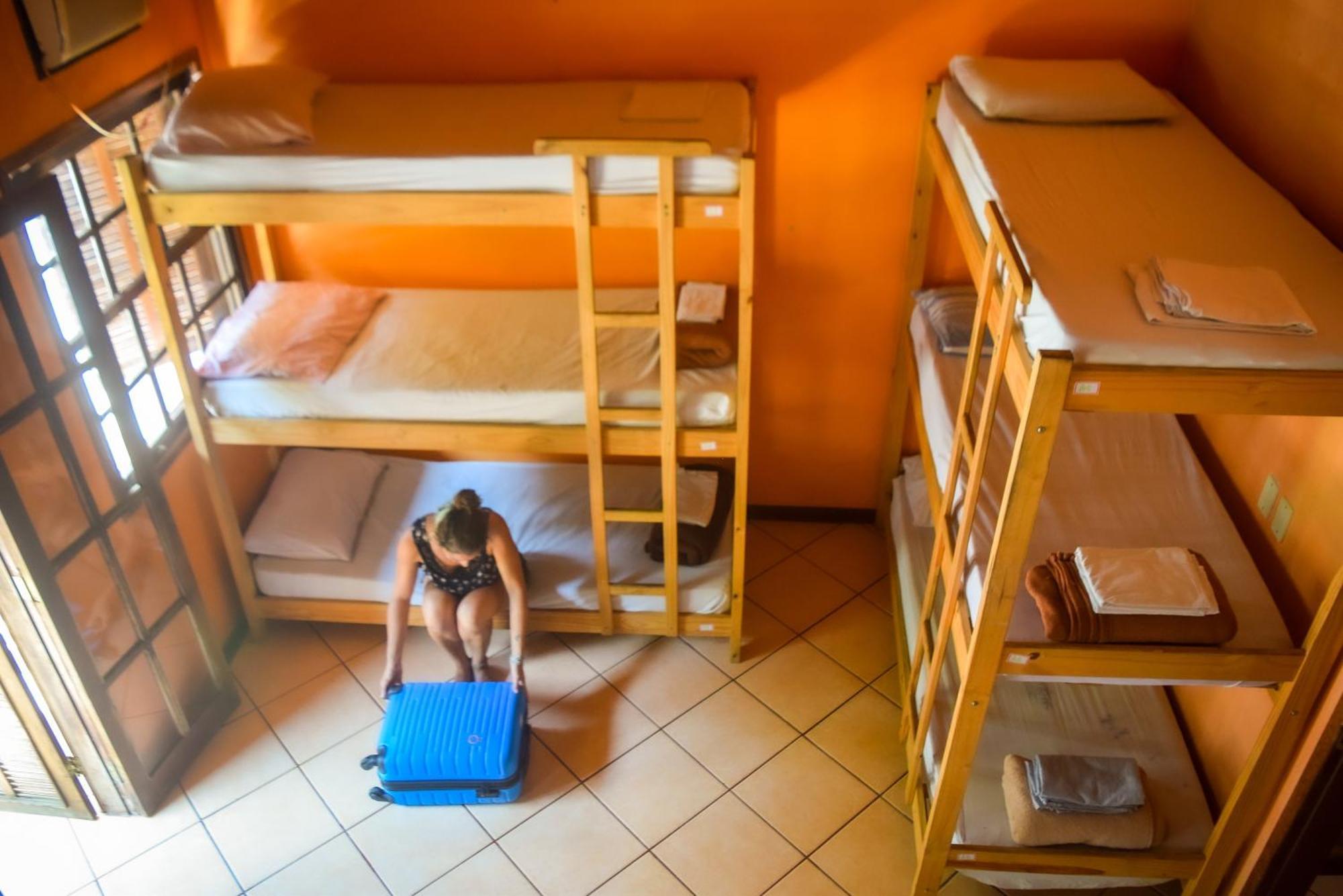 Leo'S Clan Beach Hostel Araquari Exteriér fotografie