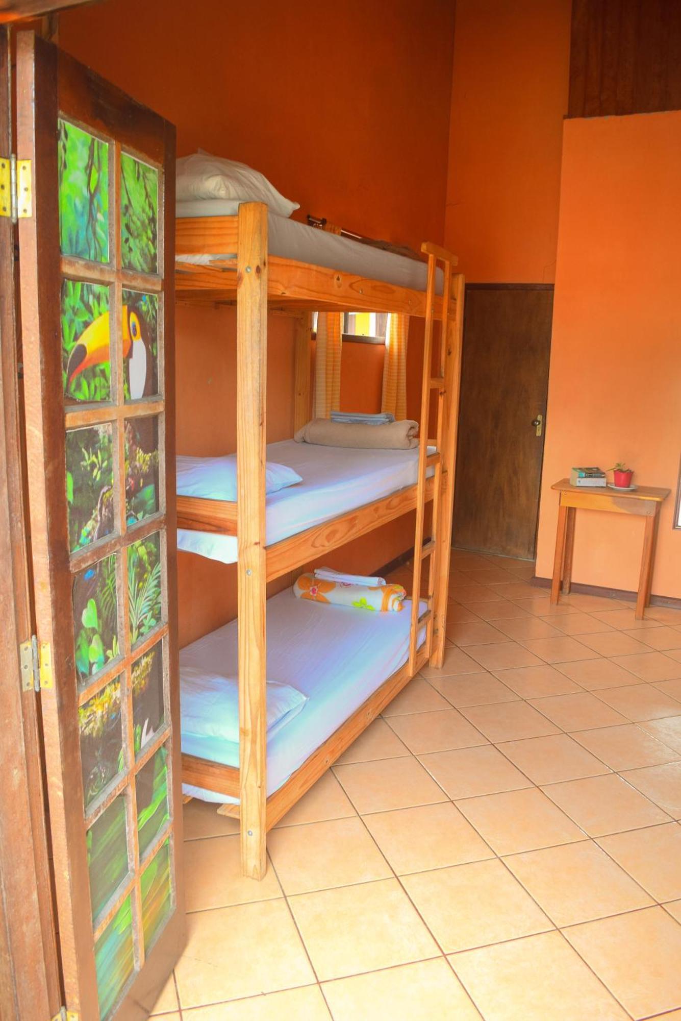 Leo'S Clan Beach Hostel Araquari Exteriér fotografie